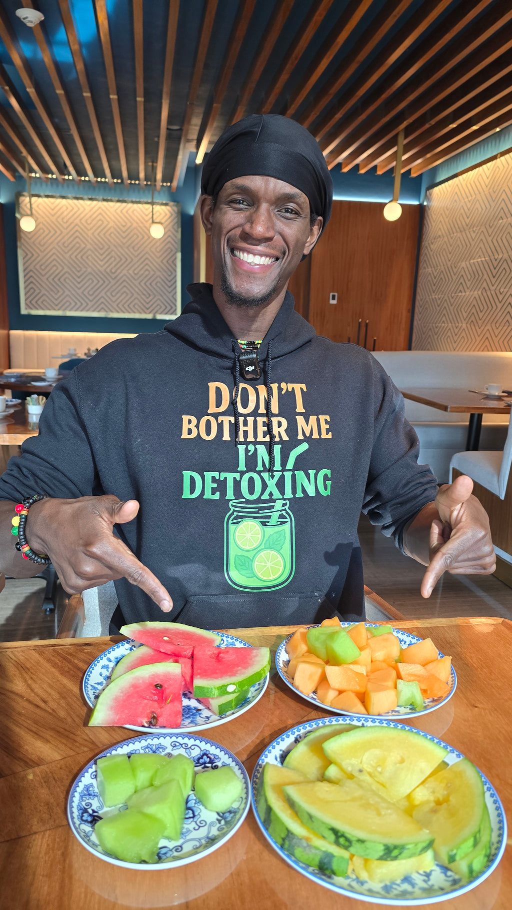 DON'T BOTHER ME, IM DETOXING, THE ESSENTIAL HOODIE ! UNISEX